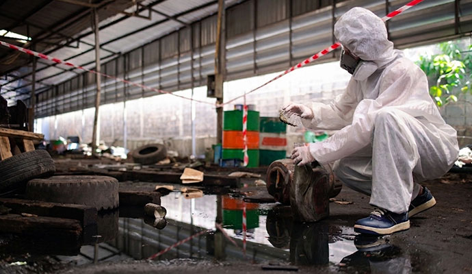 Chemical spill cleaning service
